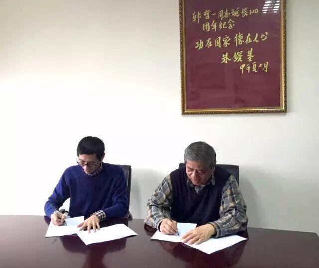 1452489001824030884.jpg 1452489001824030884.jpg